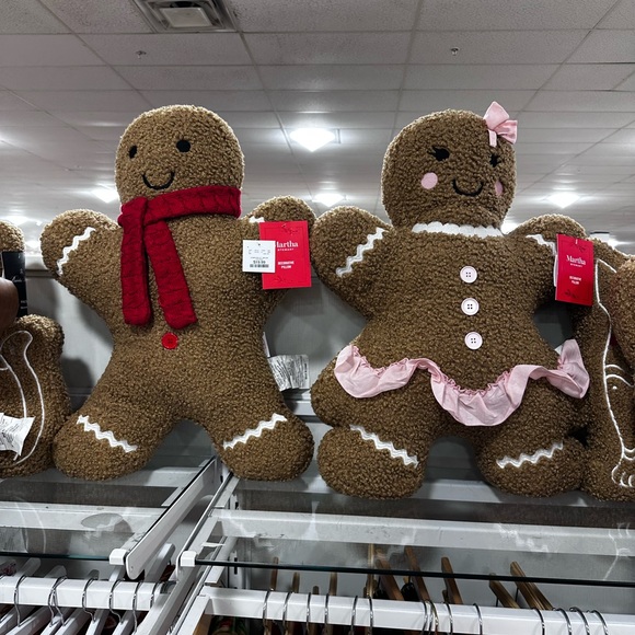Martha Stewart Gingerbread Girl and Boy Accent Pillows VHTF